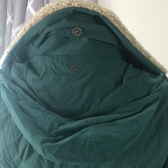 Green Puffer ski jacket with faux fur collar  hood - Picture 5 of 8